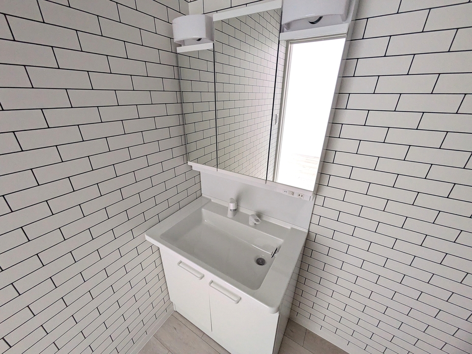 シャワー付洗面化粧台