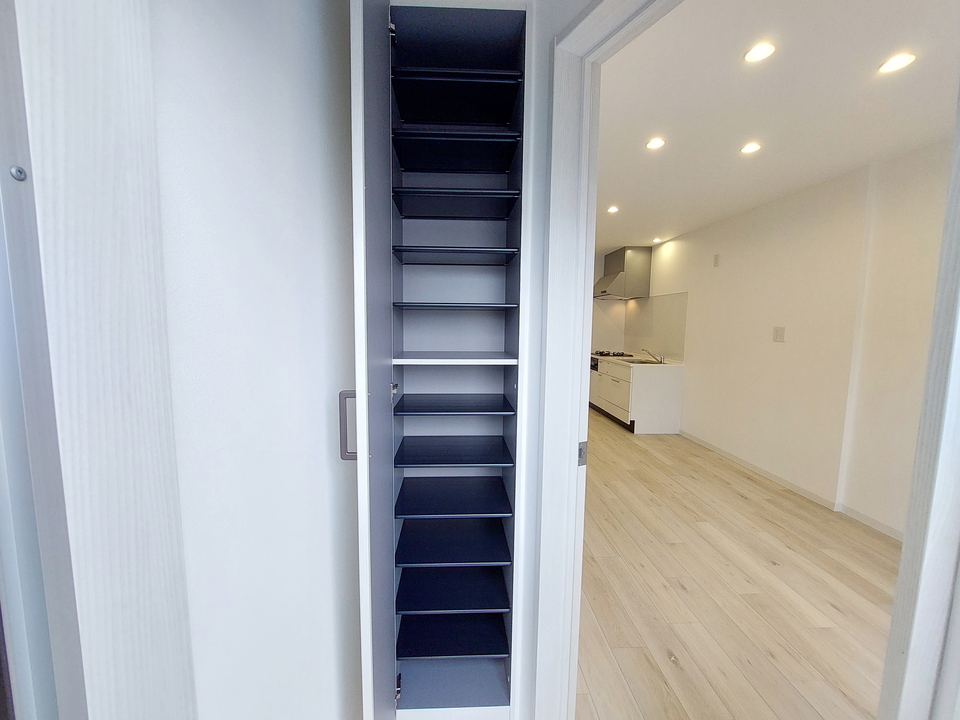 シューズボックス