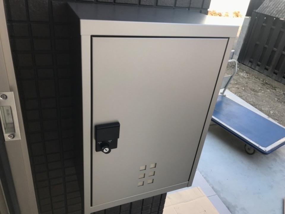 宅配ボックス