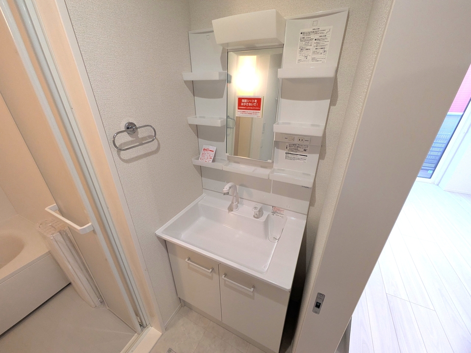 シャワー付洗面化粧台