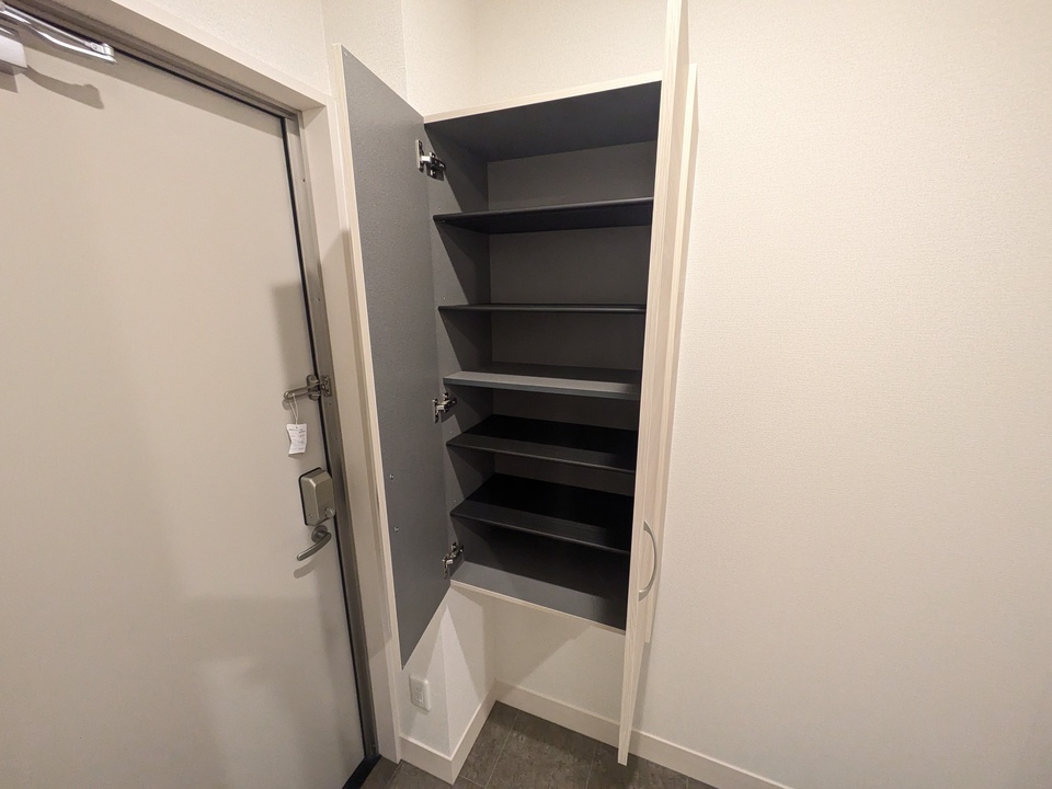 シューズボックス