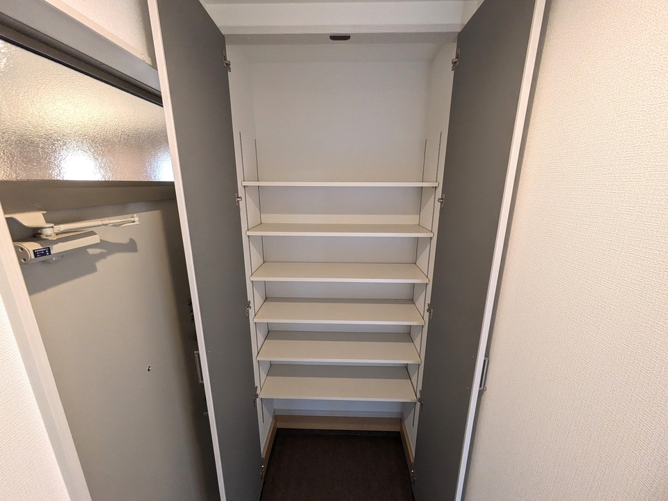 シューズボックス