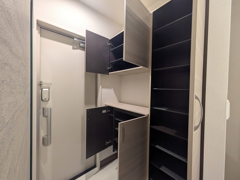 シューズボックス