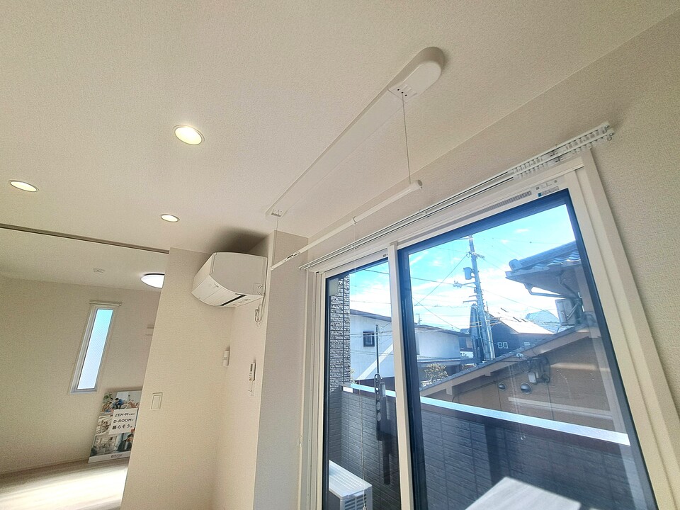 室内物干しユニット