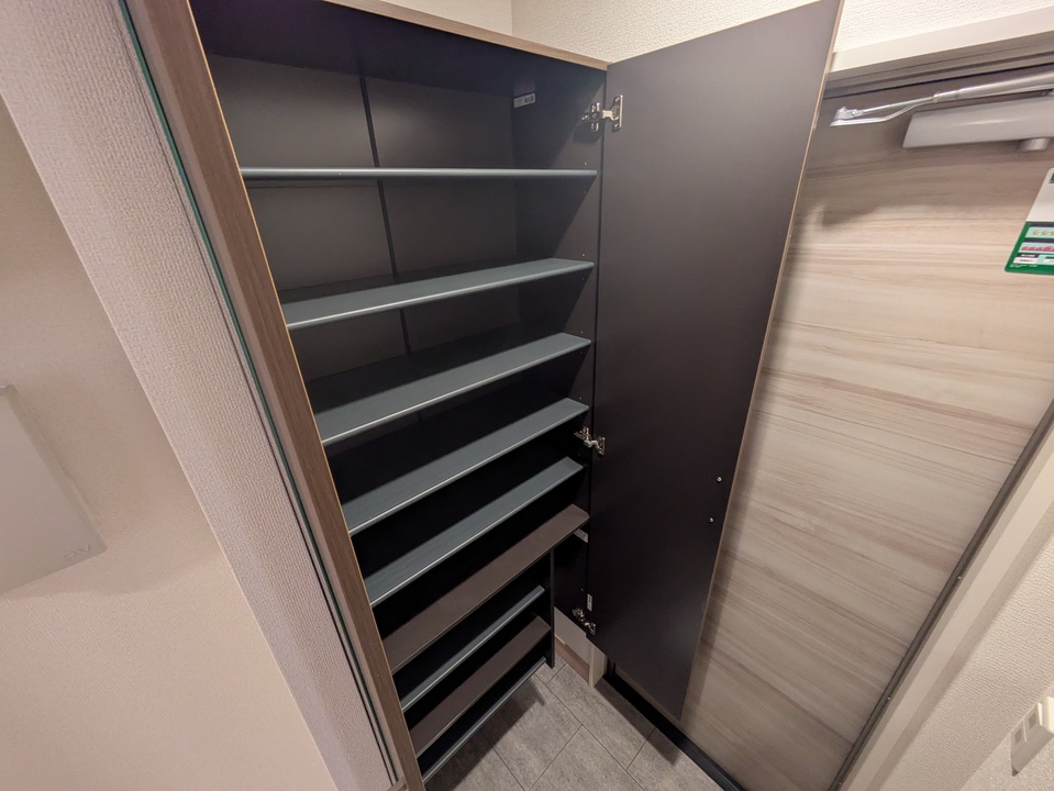 シューズボックス