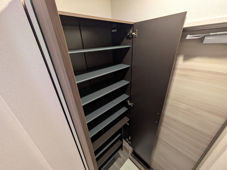 シューズボックス