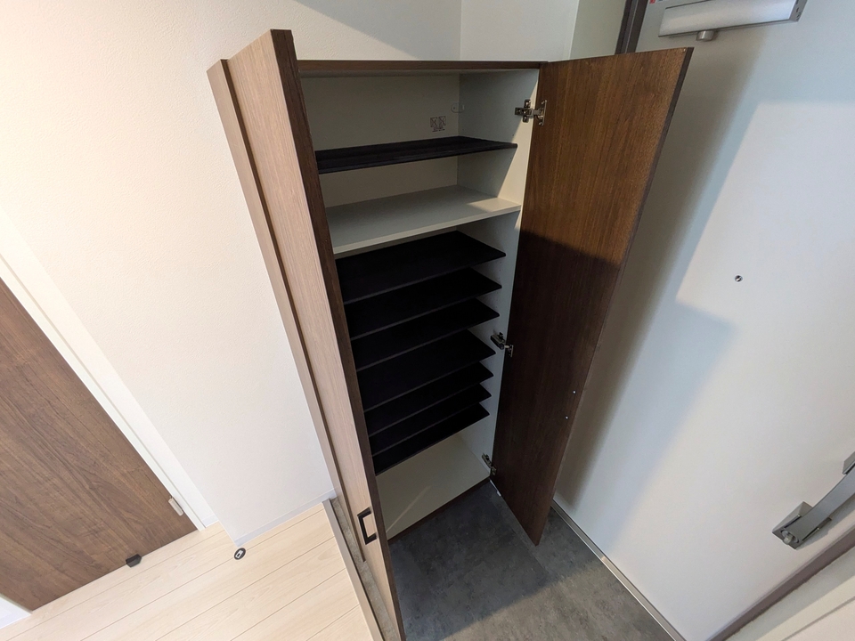 シューズボックス