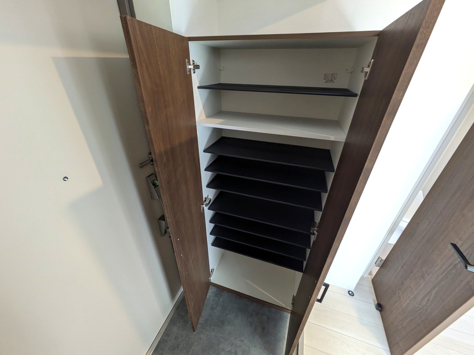 シューズボックス