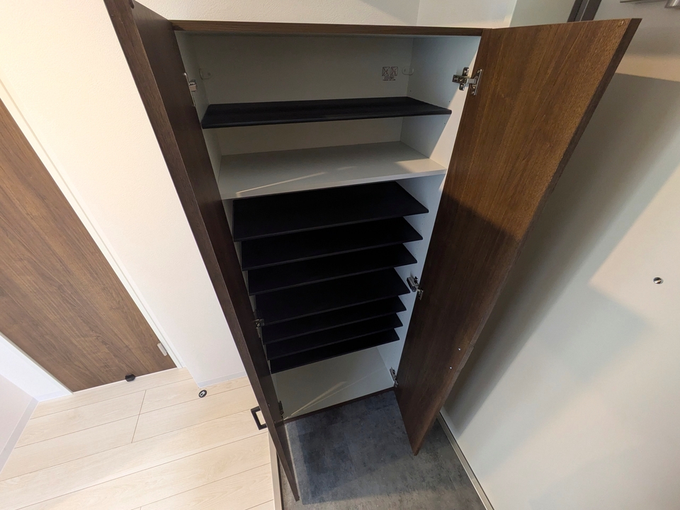 シューズボックス