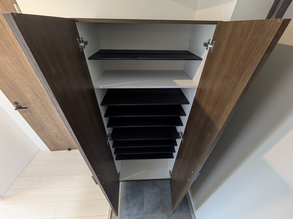 シューズボックス