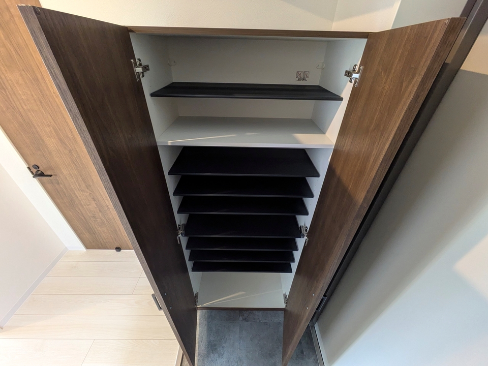 シューズボックス