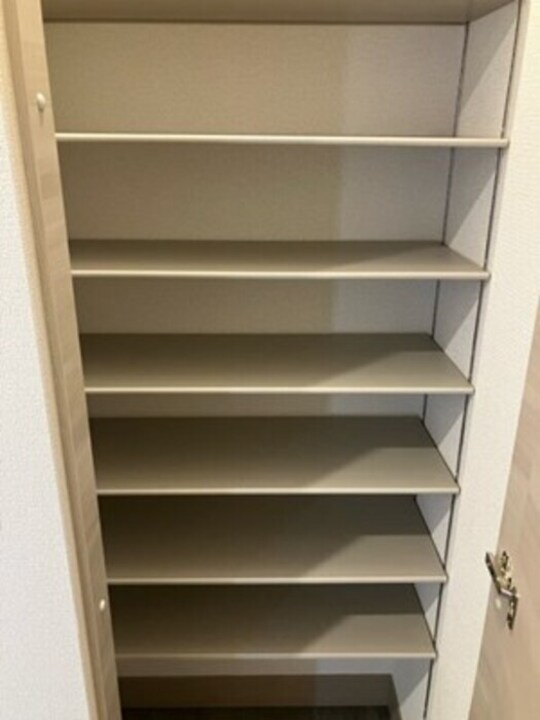 シューズボックス