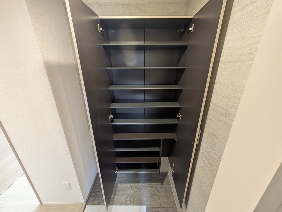 シューズボックス