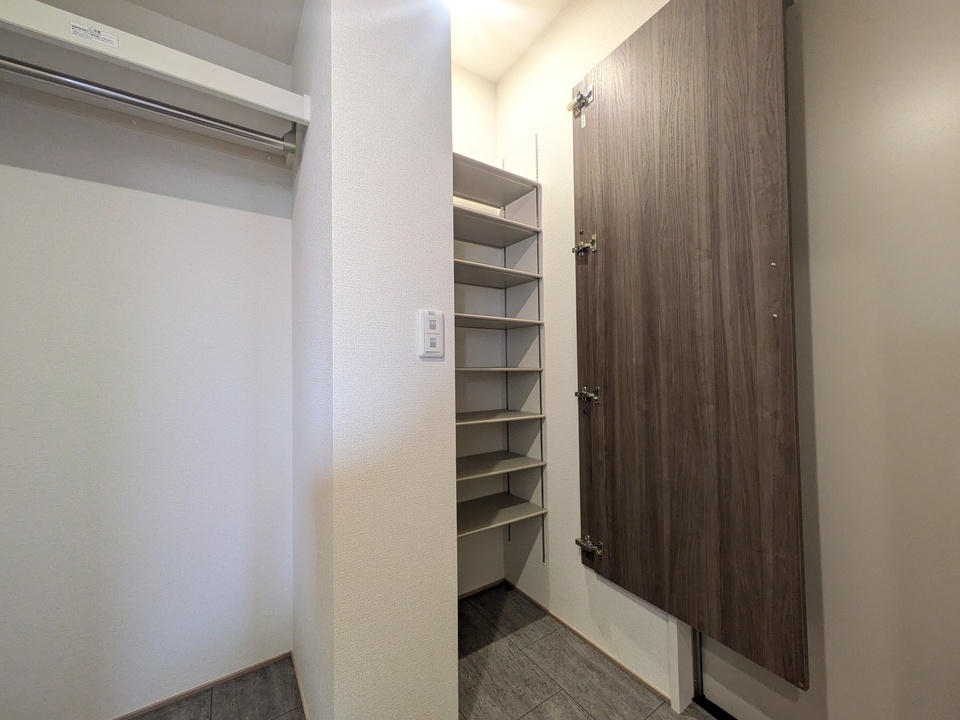 シューズボックス