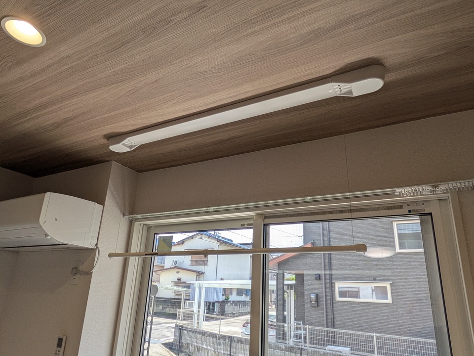 室内物干しユニット