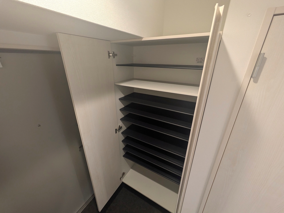 シューズボックス