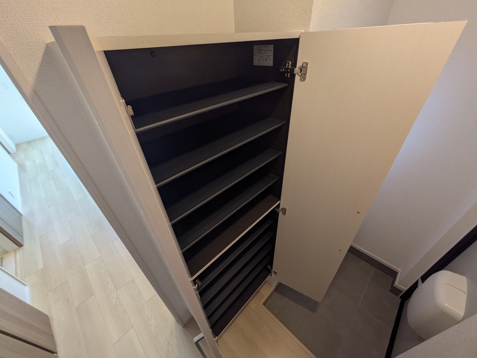 シューズボックス