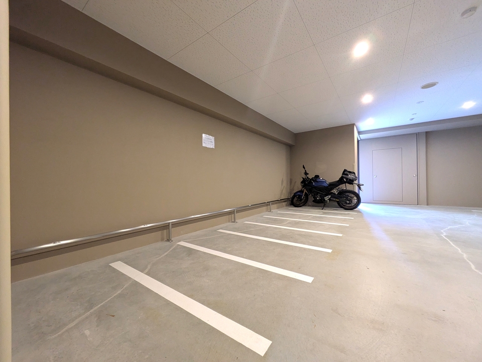 バイク置場