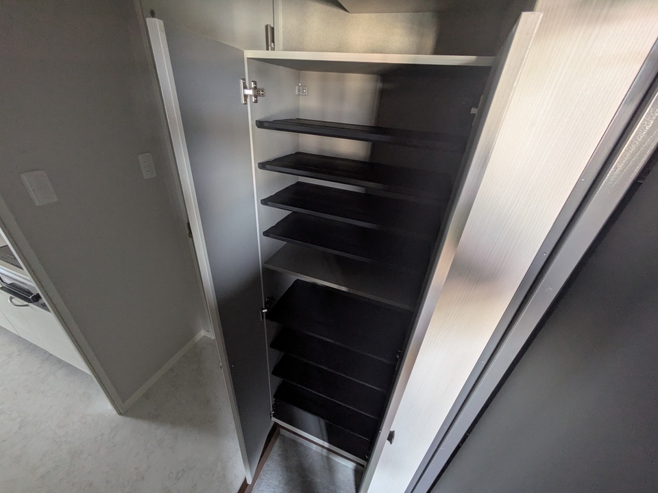 シューズボックス