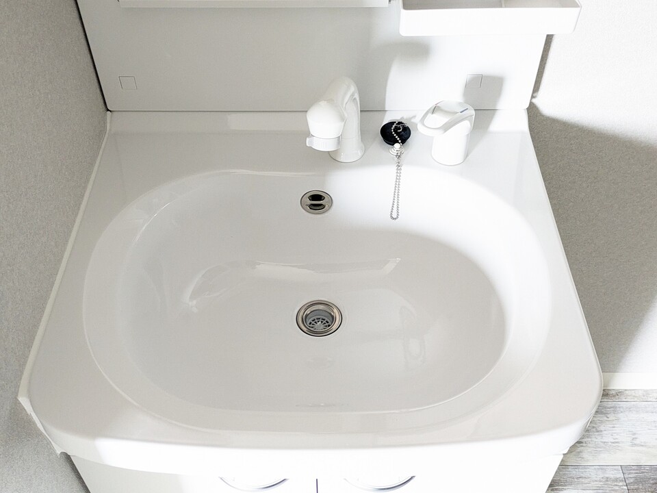 シャワー付洗面化粧台