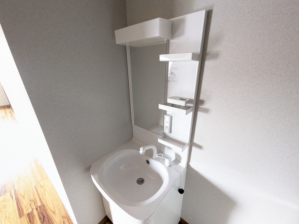 シャワー付洗面化粧台