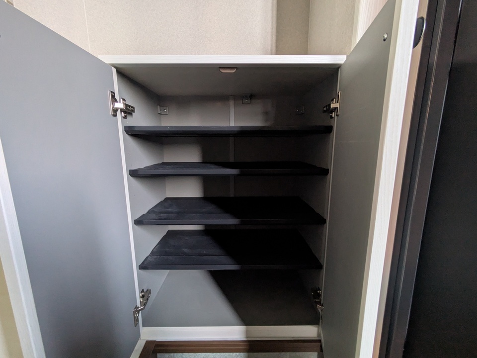 シューズボックス