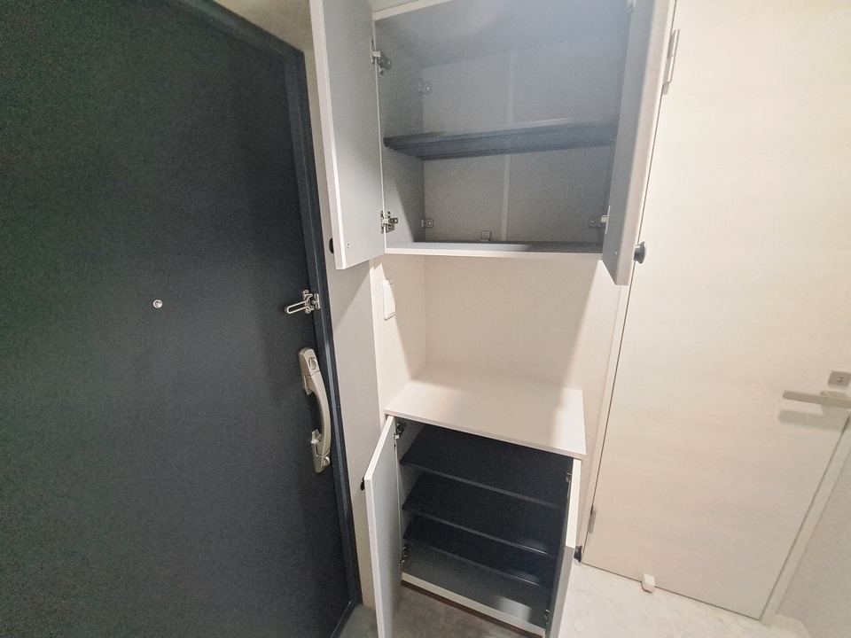 シューズボックス