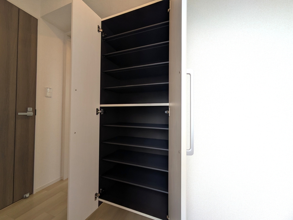 シューズボックス