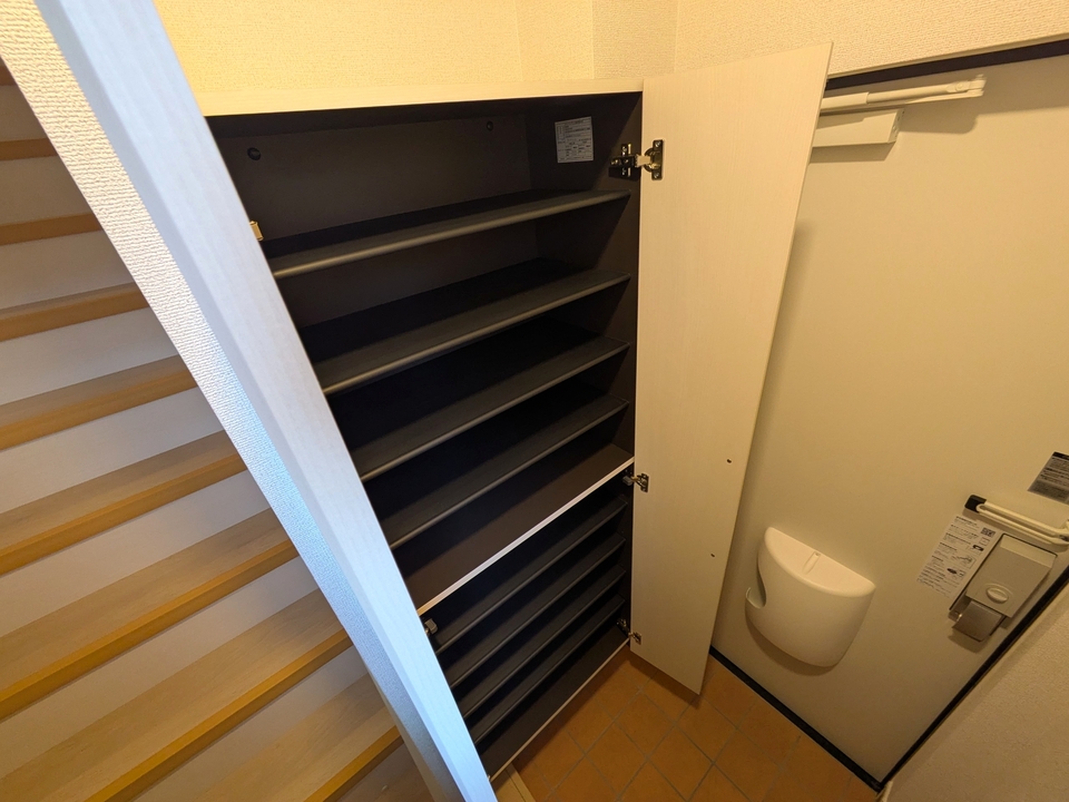 シューズボックス