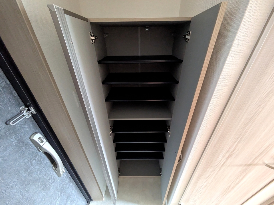 シューズボックス