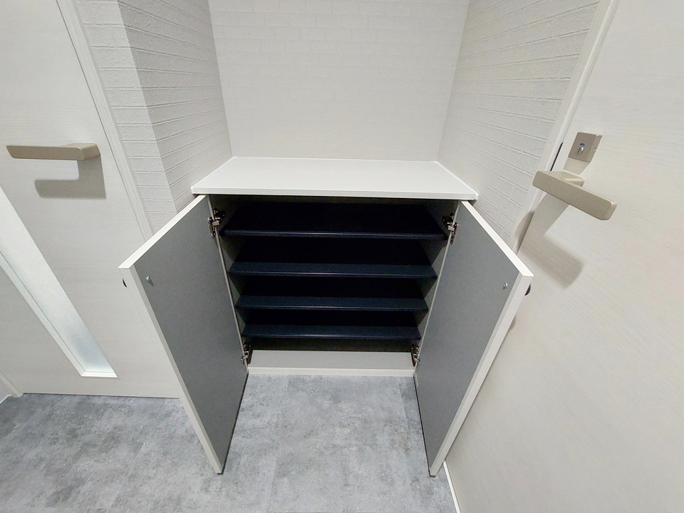 シューズボックス