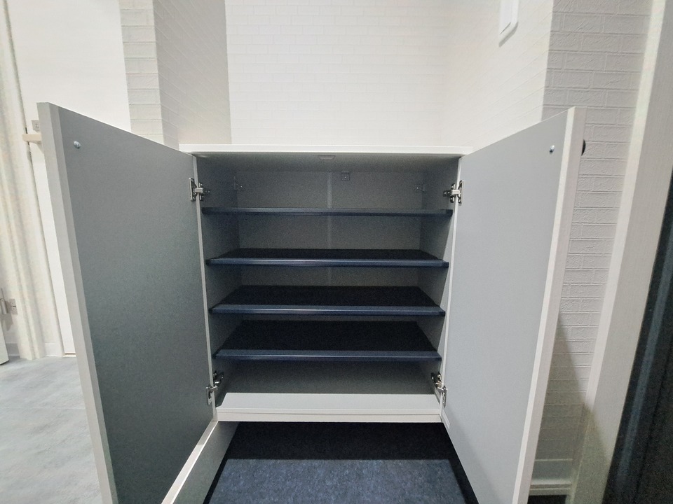 シューズボックス