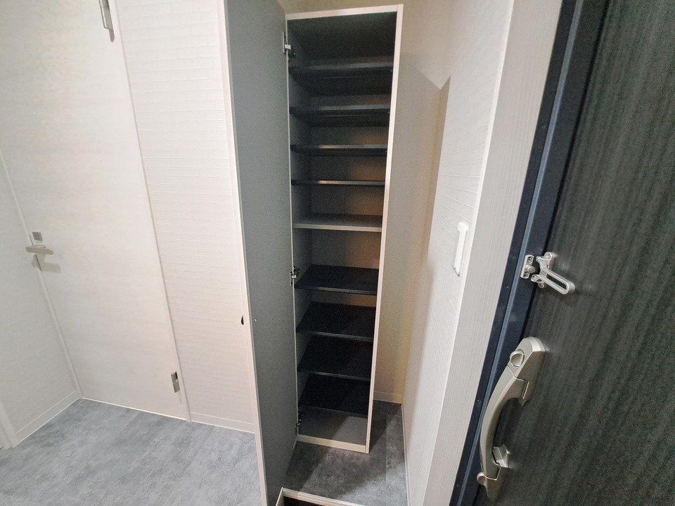 シューズボックス