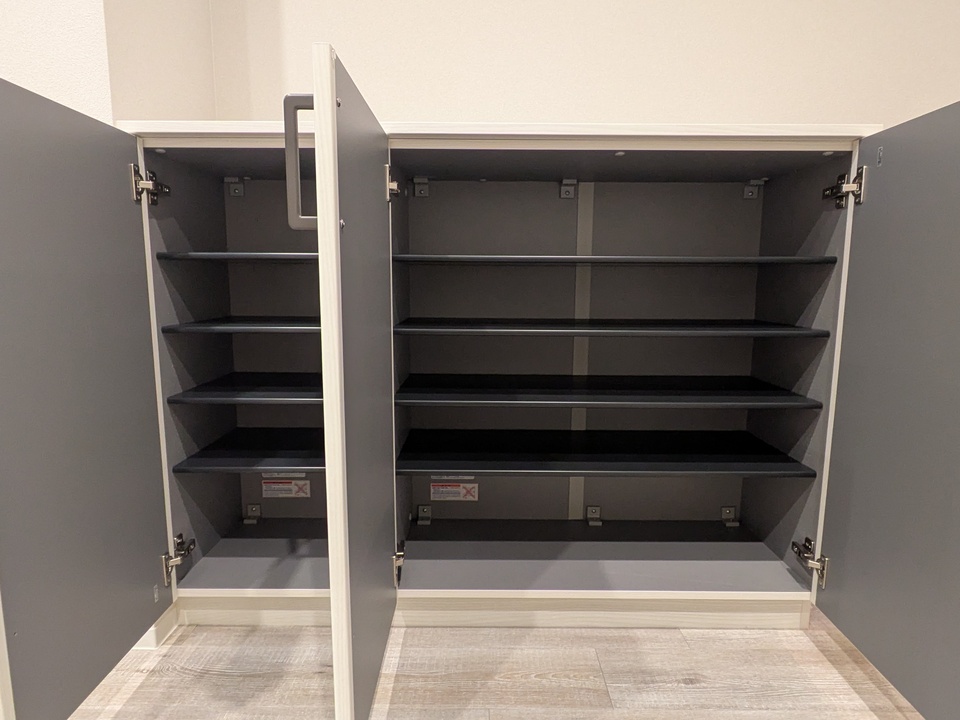 シューズボックス