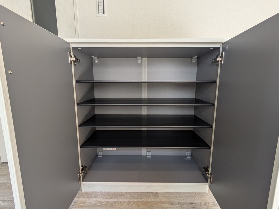 シューズボックス