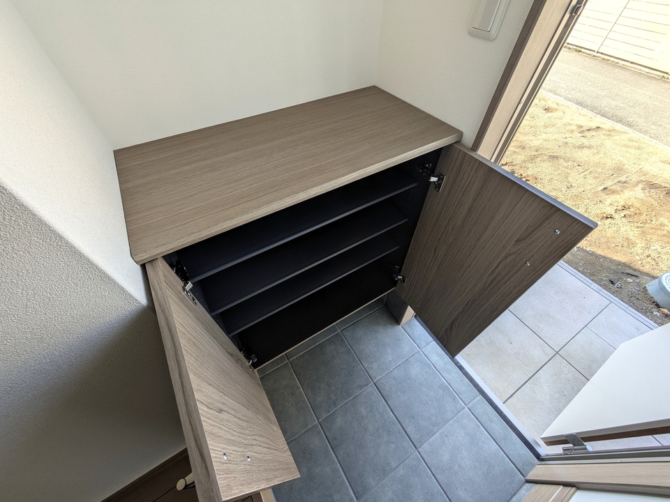 シューズボックス