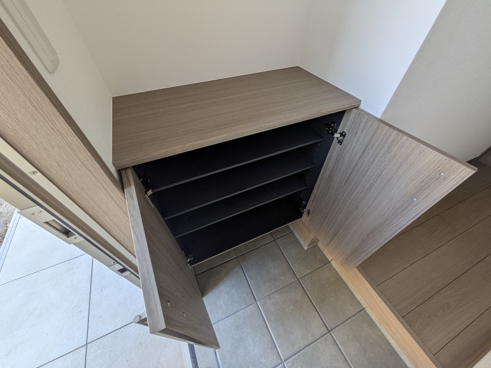 シューズボックス