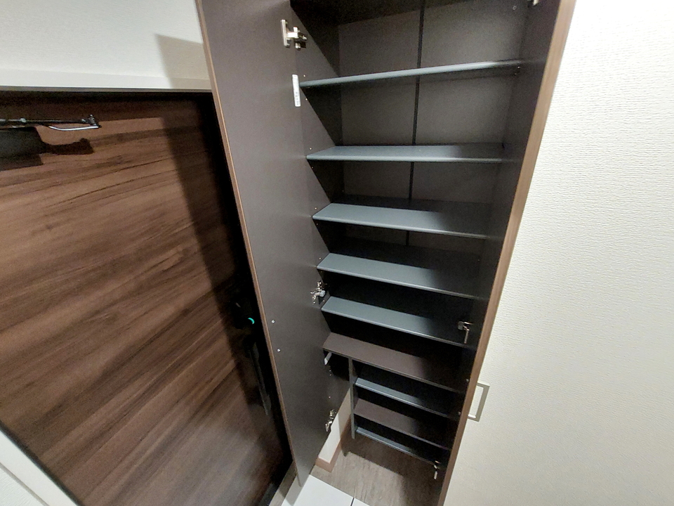 シューズボックス