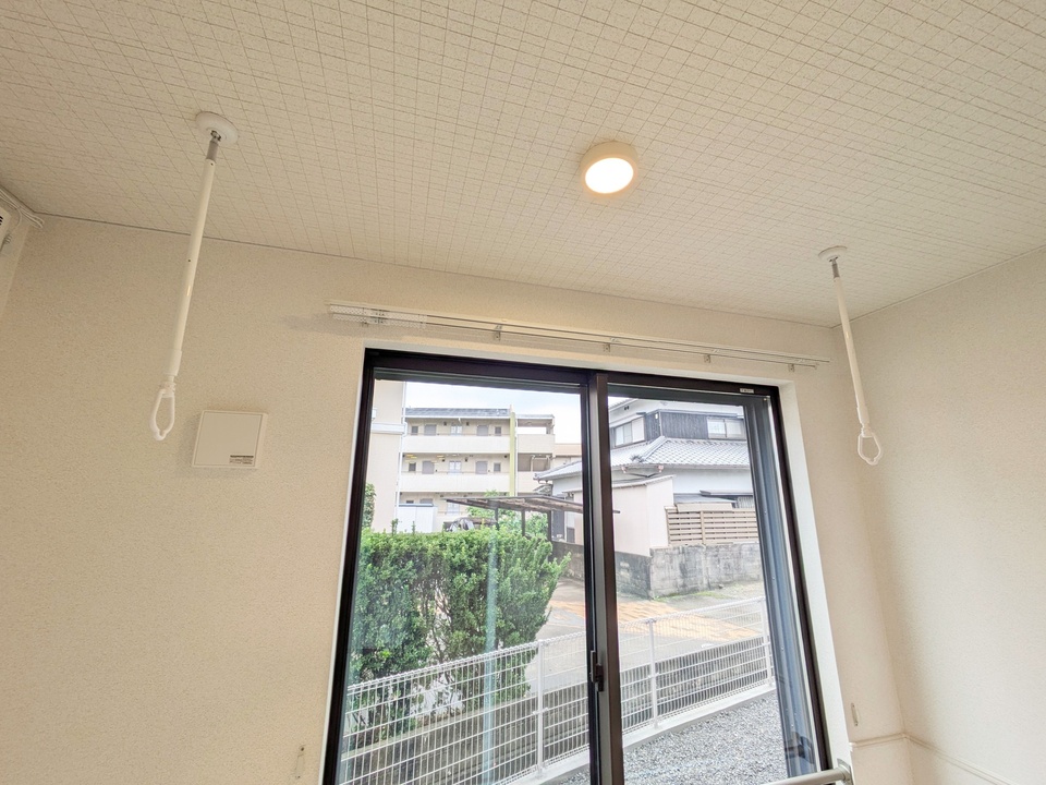 室内物干しユニット