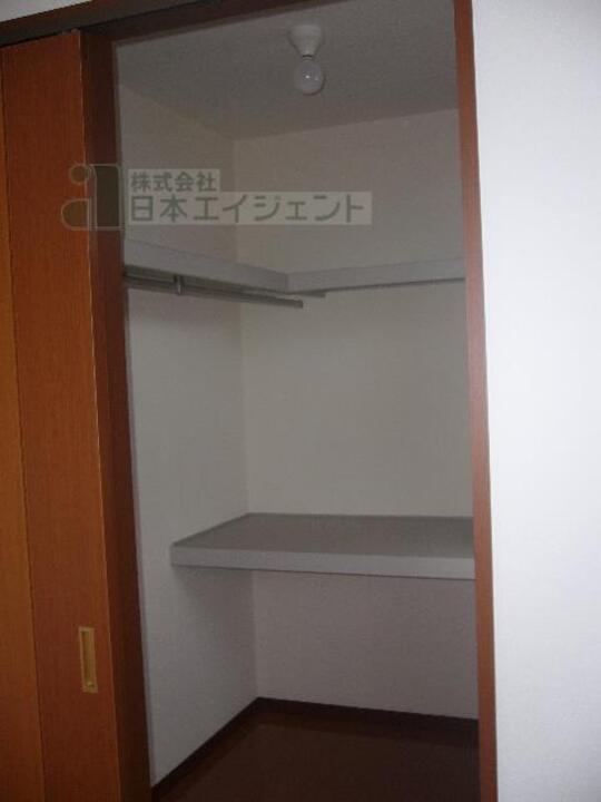 ウォークインクローゼット