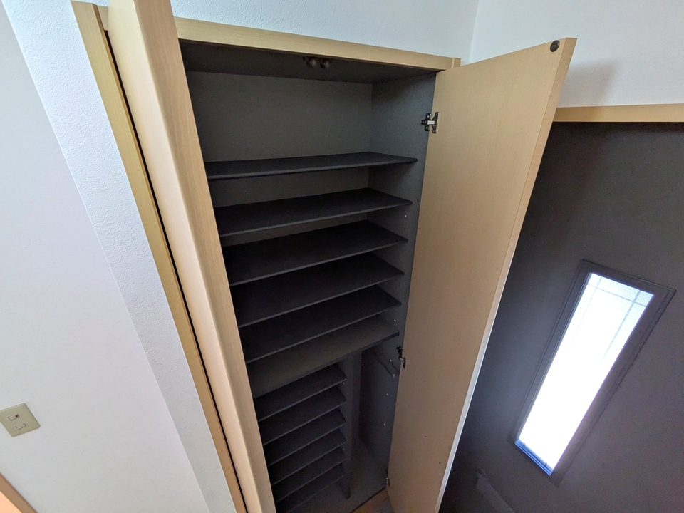 シューズボックス