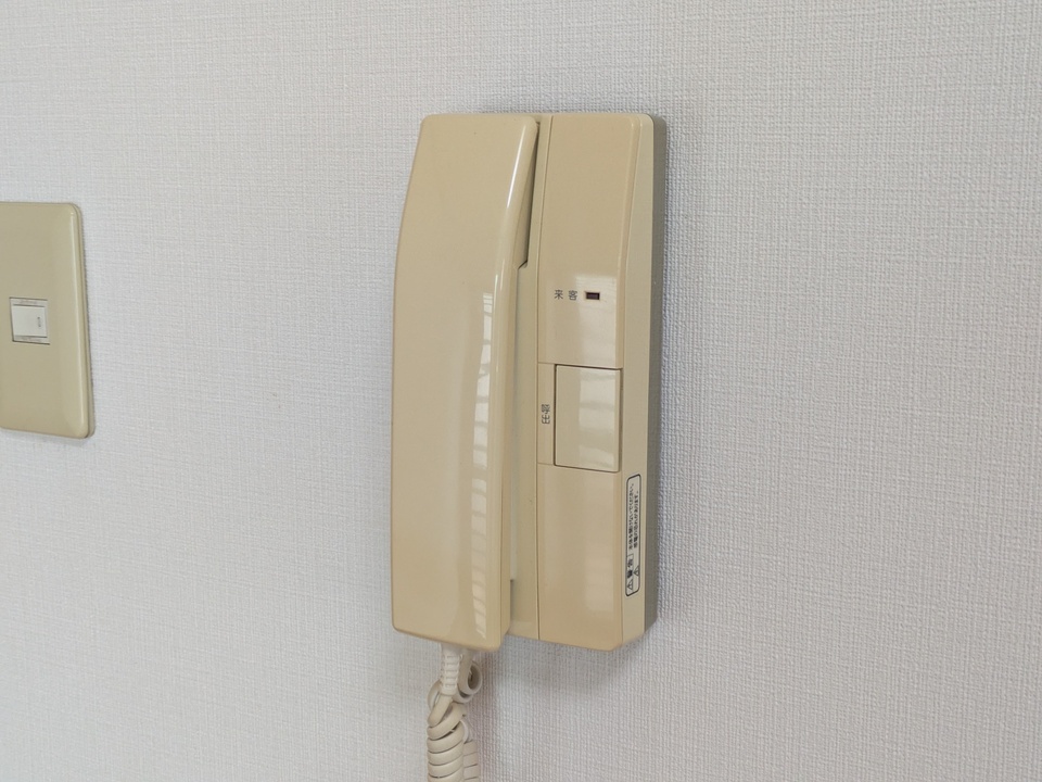 インターホン