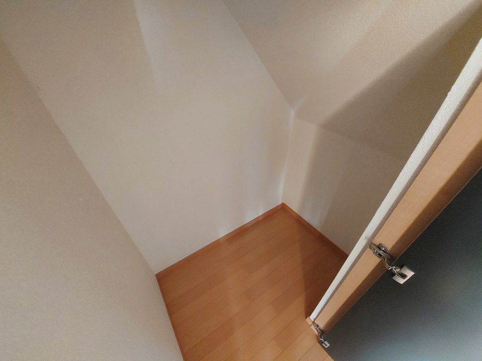 階段下収納
