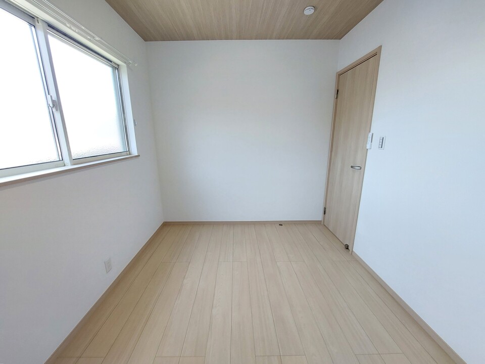 洋室4.8帖