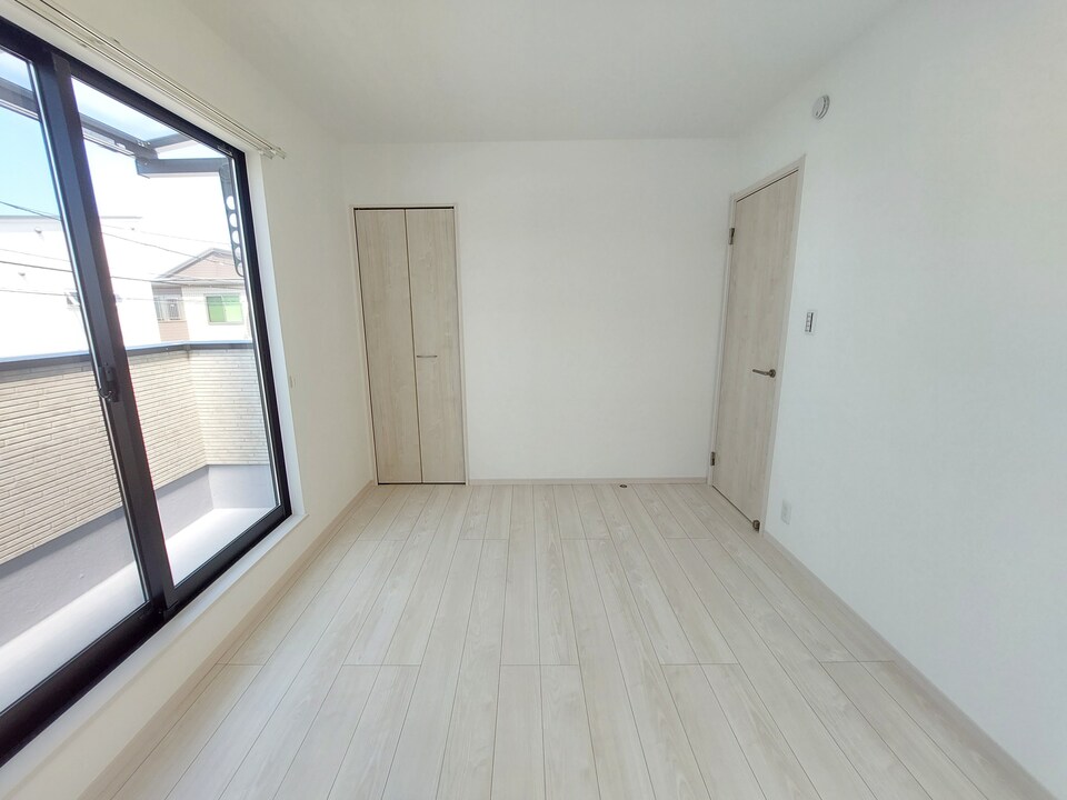 洋室6帖（西側）