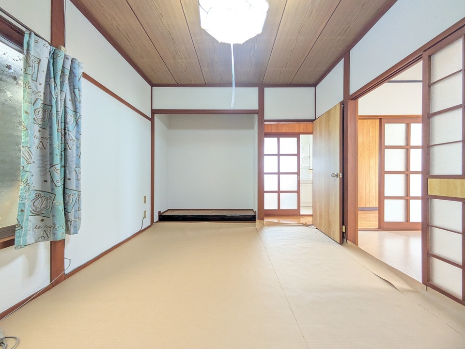 和室（西側）