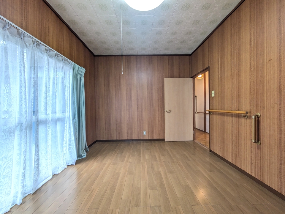 洋室6帖（1階側）