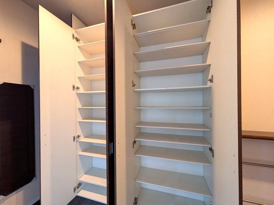 シューズボックス