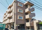 ファミール スクウェア