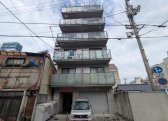 セレナ湊町